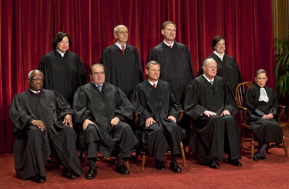 U.S. SUPREME COURT JUSTICES GATHER FOR OFFICIAL PORTRAIT IN 2010