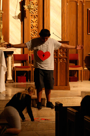 A team of 12 young adult Catholic missionaries left a mark on teenagers’ souls from four local parishes in recent weeks.